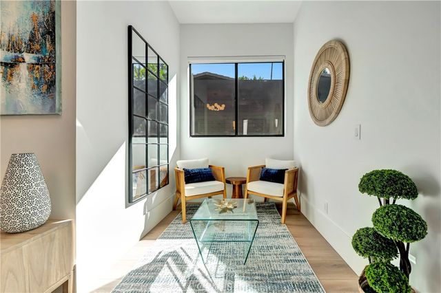 19225 Rosita, Tarzana, CA 91356
