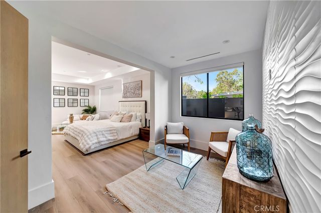 19225 Rosita, Tarzana, CA 91356