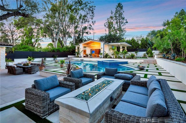 19225 Rosita, Tarzana, CA 91356