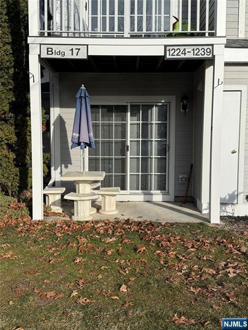 1235 Richmond Road, Mahwah, NJ 07430