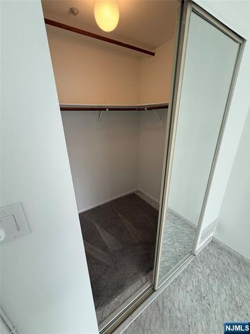 1235 Richmond Road, Mahwah, NJ 07430