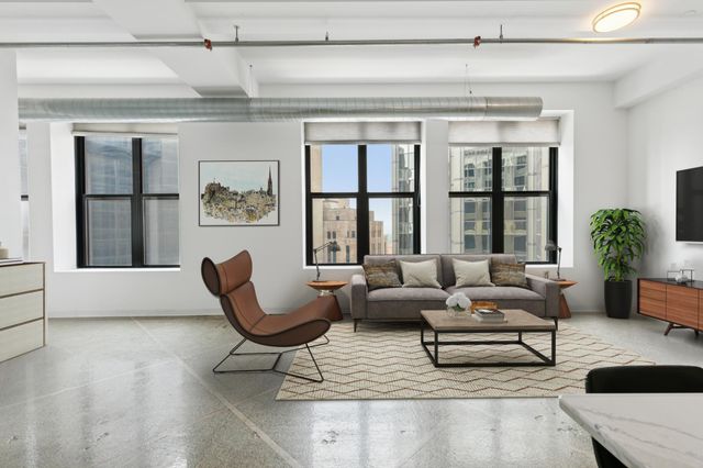 350 Saint Peter Street 908, Saint Paul, MN 55102