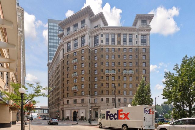 350 Saint Peter Street 908, Saint Paul, MN 55102