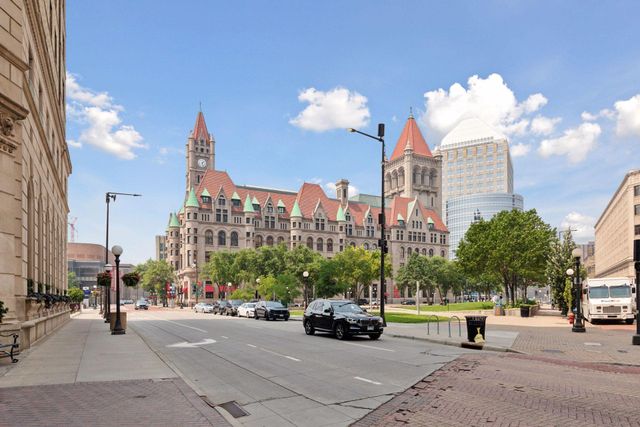 350 Saint Peter Street 908, Saint Paul, MN 55102