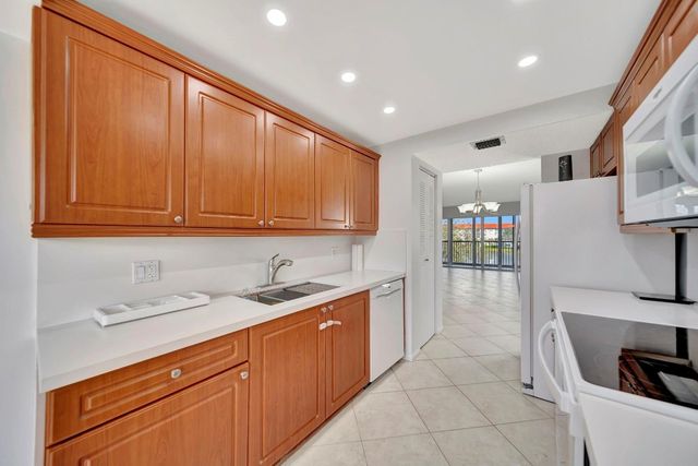 13001 SW 15th Court 312 T, Pembroke Pines, FL 33027