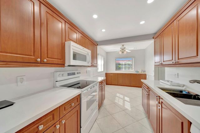 13001 SW 15th Court 312 T, Pembroke Pines, FL 33027