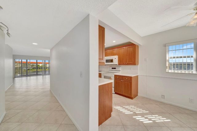 13001 SW 15th Court 312 T, Pembroke Pines, FL 33027