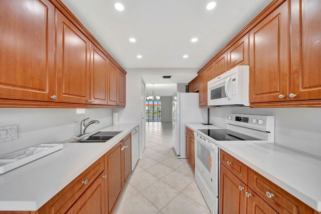 13001 SW 15th Court 312 T, Pembroke Pines, FL 33027