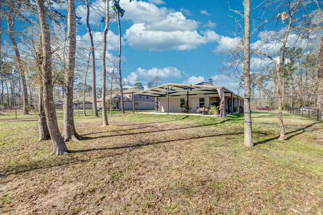 2830 N Colosseum Court, New Caney, TX 77357