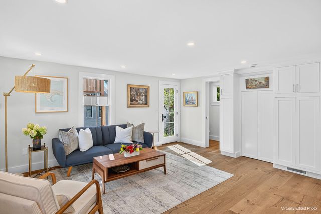 10 Bradford Street Unit 4, Provincetown, MA 02657