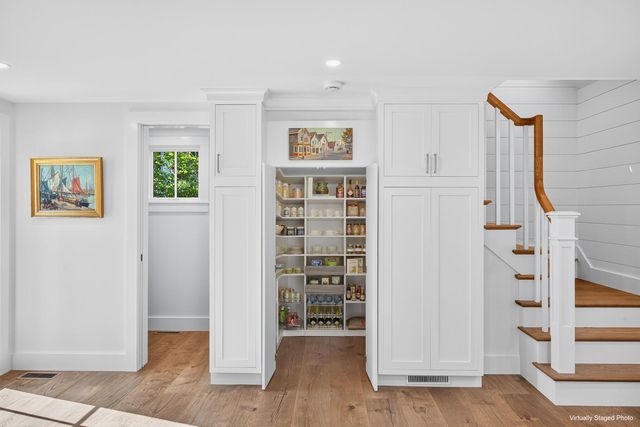 10 Bradford Street Unit 4, Provincetown, MA 02657