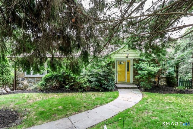 12 Dick Finn Road, New Fairfield, CT 06812