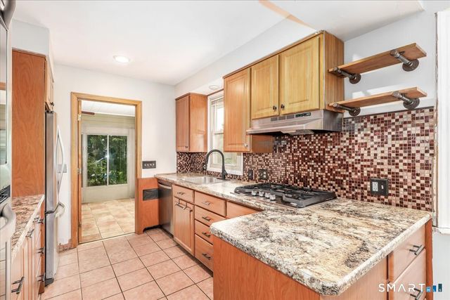 12 Dick Finn Road, New Fairfield, CT 06812