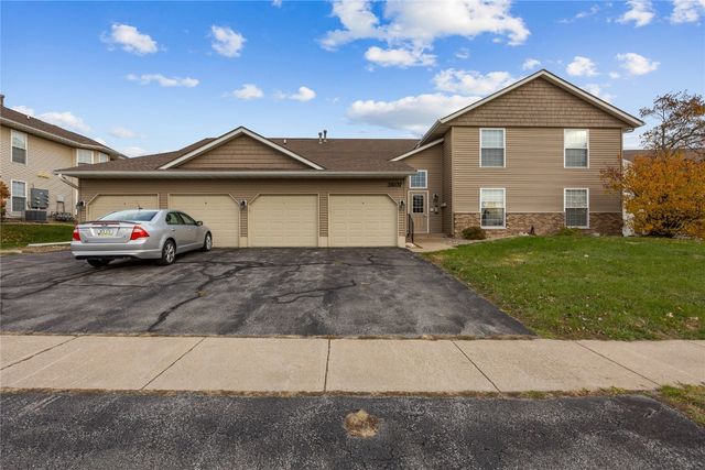 3607 Foxborough Terrace NE A, Cedar Rapids, IA 52402