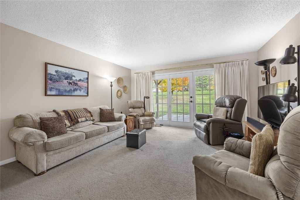 3607 Foxborough Terrace NE A, Cedar Rapids, IA 52402