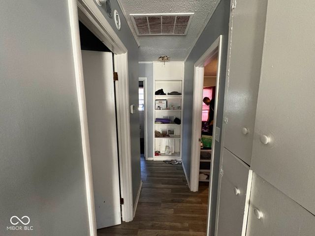 1134 Brook Lane, Indianapolis, IN 46202