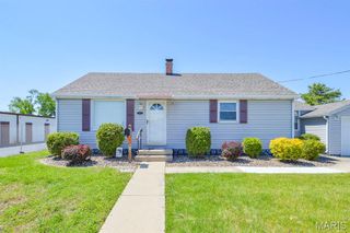 619 S Independence Street, Mascoutah, IL 62258