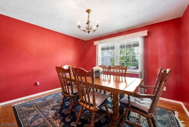 37 Wolfe Dr, Wanaque Boro, NJ 07465