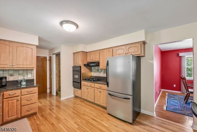 37 Wolfe Dr, Wanaque Boro, NJ 07465