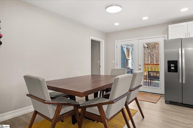 6550 Mountain View Road, Taylors, SC 29687