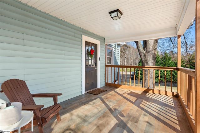 6550 Mountain View Road, Taylors, SC 29687