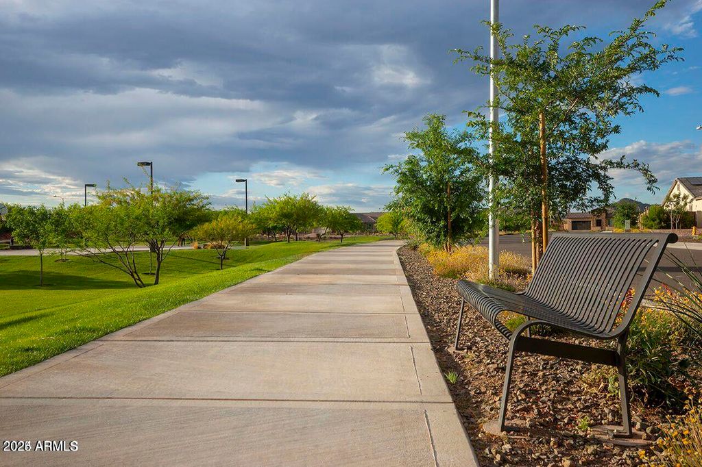 Image 49 of property listing at 10043 W FOOTHILL Drive, Peoria, AZ 85383