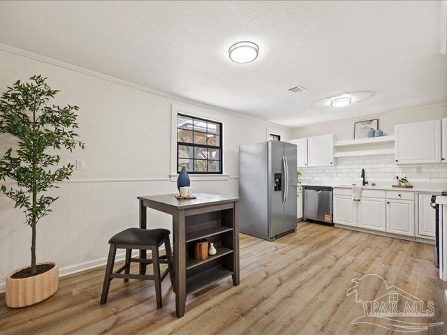 8447 Chisholm Rd, Pensacola, FL 32514