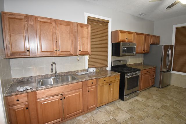 2448 S Homan Avenue, Chicago, IL 60623