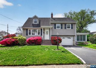 53 Patricia Place, Clifton, NJ 07012