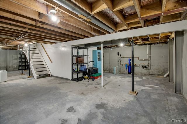 206 Lake Street, Evans, NY 14006