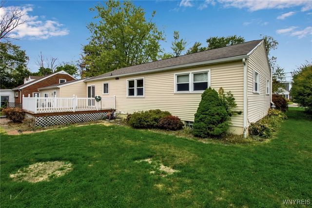 206 Lake Street, Evans, NY 14006