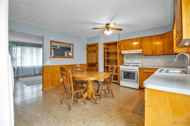 206 Lake Street, Evans, NY 14006