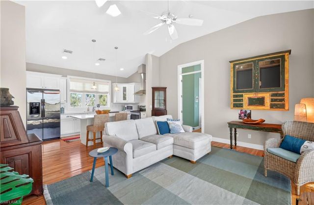 1637 Sabal Sands RD, Sanibel, FL 33957