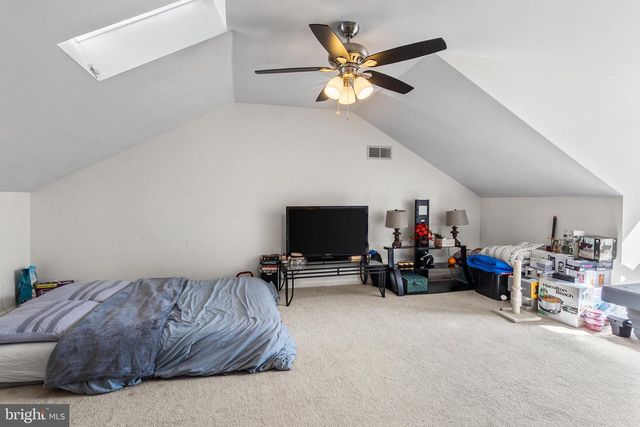 11 WELLINGTON WEST DR, Hockessin, DE 19707