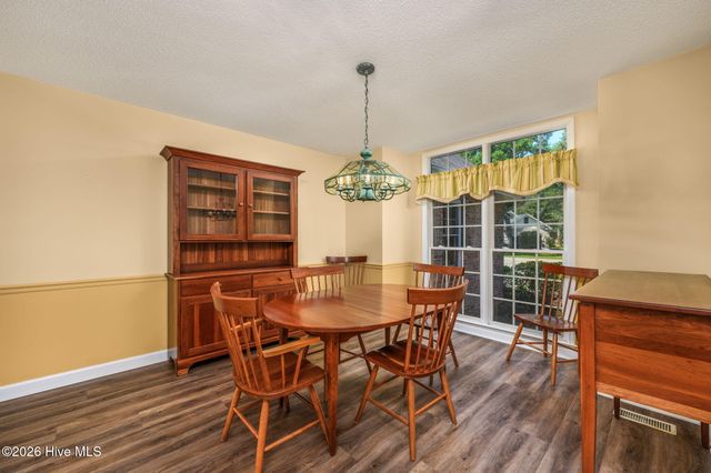 514 Woods Court SW, Sunset Beach, NC 28468