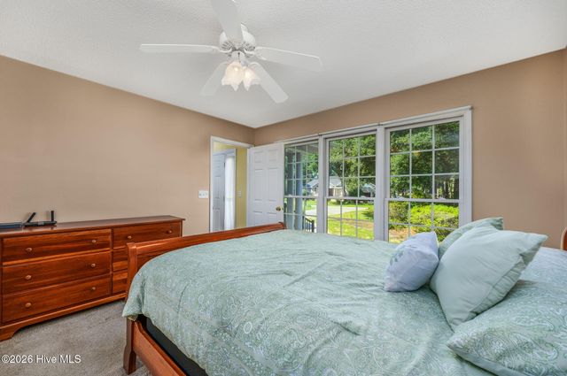 514 Woods Court SW, Sunset Beach, NC 28468