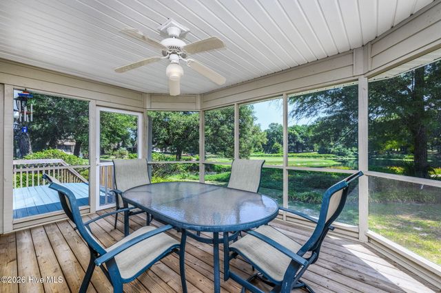514 Woods Court SW, Sunset Beach, NC 28468