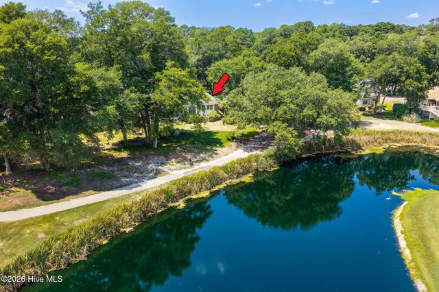 514 Woods Court SW, Sunset Beach, NC 28468