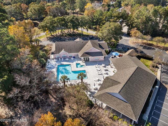 514 Woods Court SW, Sunset Beach, NC 28468