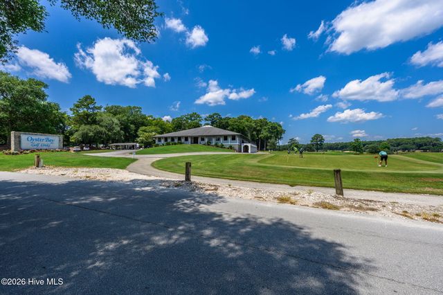 514 Woods Court SW, Sunset Beach, NC 28468
