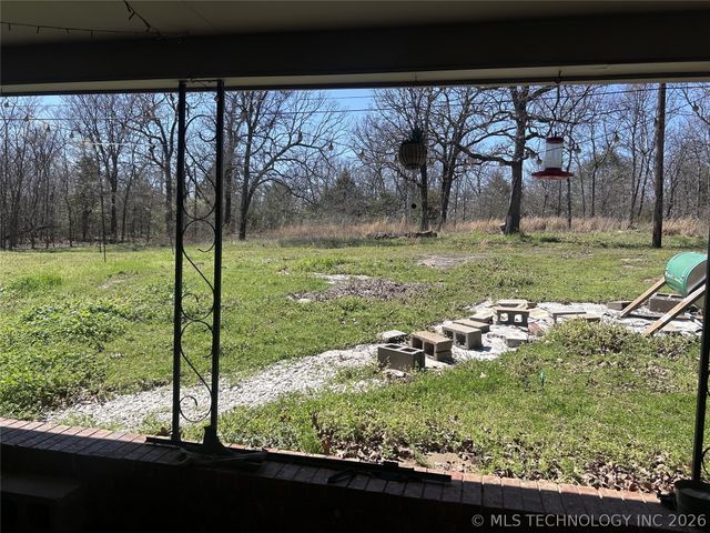 121 Gilbert Drive, Eufaula, OK 74432