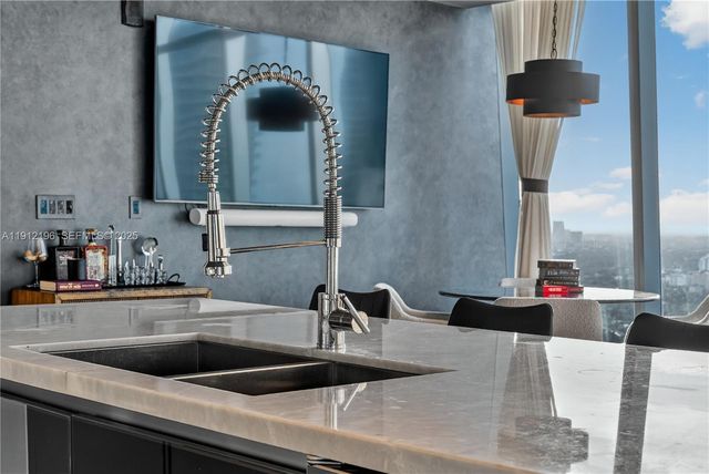 1451 Brickell Ave 4304, Miami, FL 33131