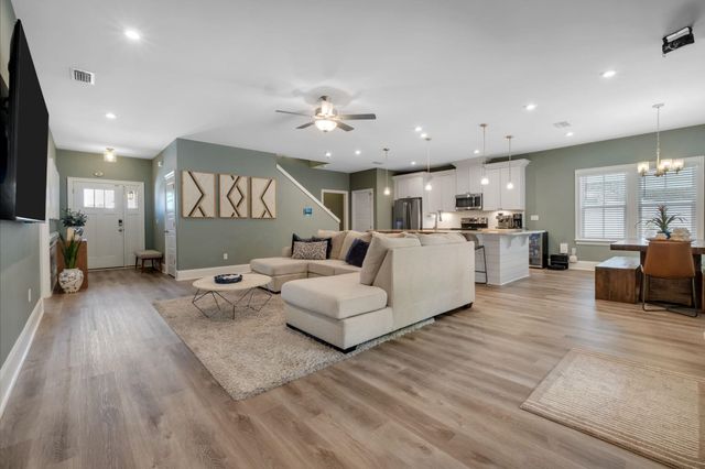 3929 Ella Drive, Tallahassee, FL 32303