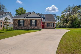 3929 Ella Drive, Tallahassee, FL 32303