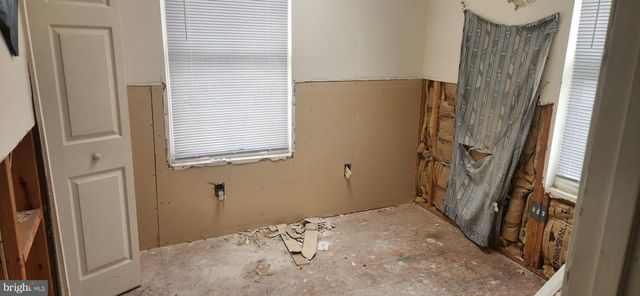 256 57TH ST NE, Washington, DC 20019