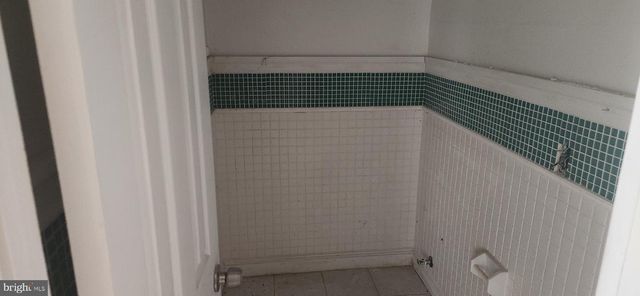 256 57TH ST NE, Washington, DC 20019