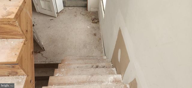 256 57TH ST NE, Washington, DC 20019