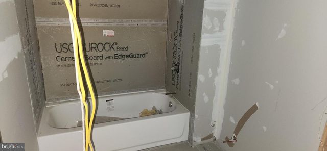 256 57TH ST NE, Washington, DC 20019