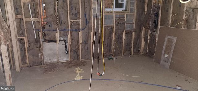 256 57TH ST NE, Washington, DC 20019