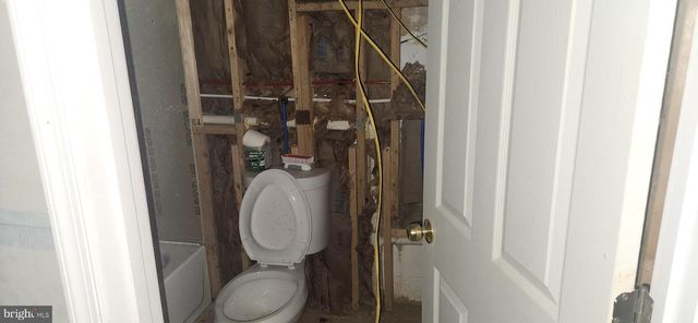 256 57TH ST NE, Washington, DC 20019